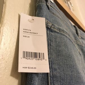 JBrand 620 Mid-Rise Super Skinny, distressed